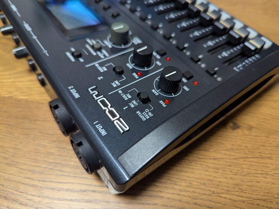 ZOOM R8 マルチトラックレコーダー MTR エフェクターズーム