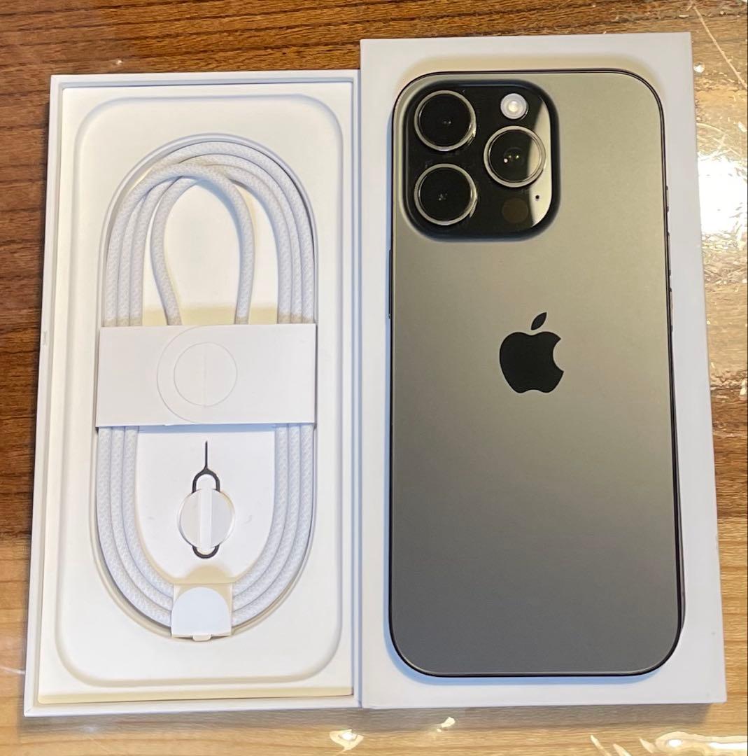 SIMフリー iphone16 pro 256g ブラックチタニウムApple