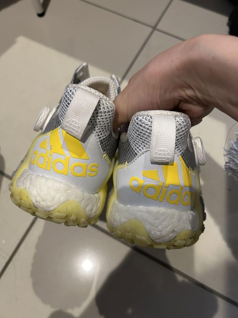 渋野日向子使用モデル adidasゴルフシューズ