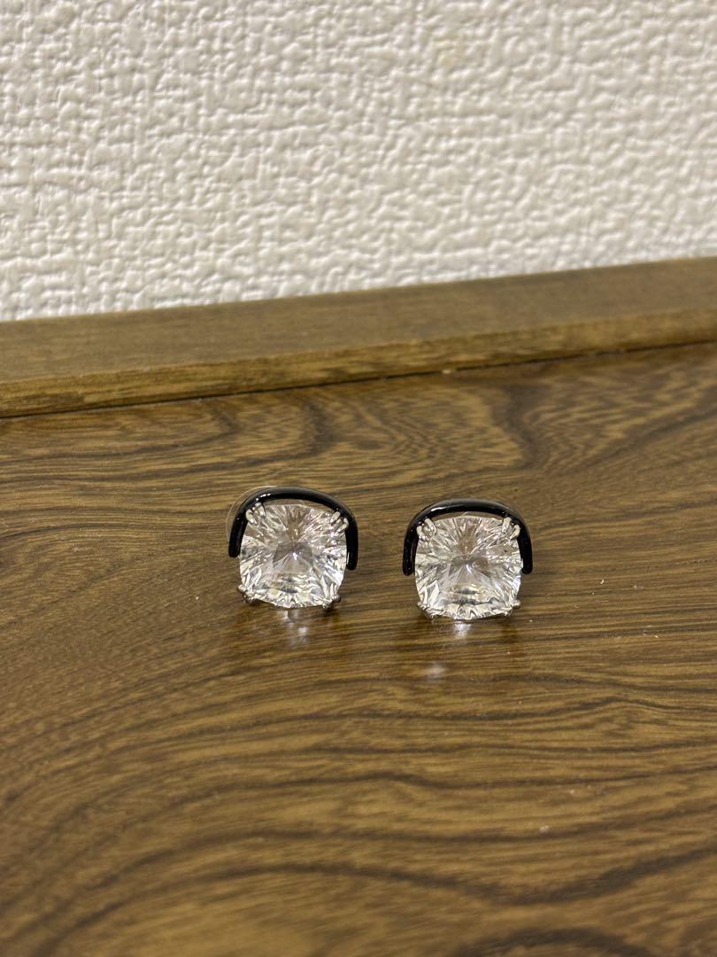 スワロフスキー SWAROVSKI Harmonia スタッドピアス