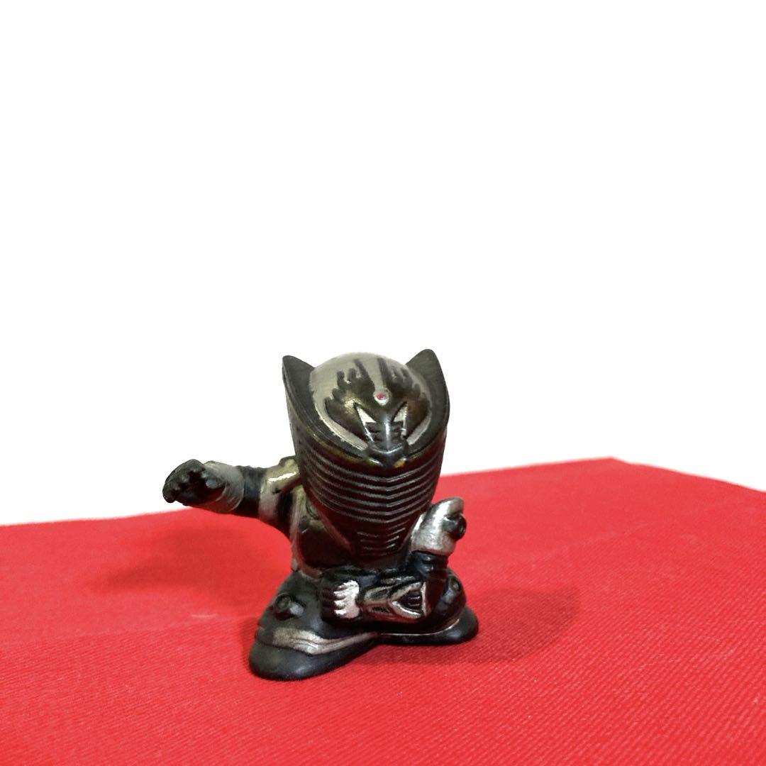 仮面ライダーリュウガ フィギュア ドラグブラッカー 当時物 SHF 真骨彫 希少