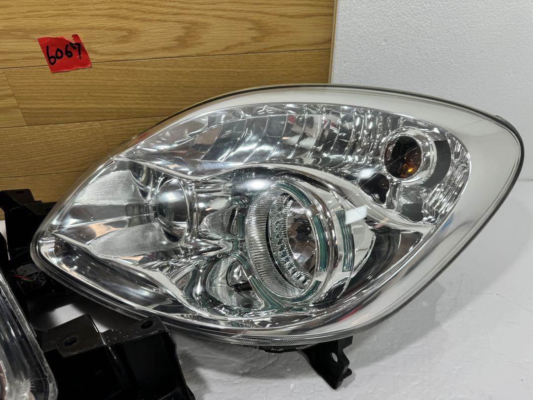 マツダ ベリーサ ハロゲン DC5R DC5W 左右 ヘッドライト 画像3