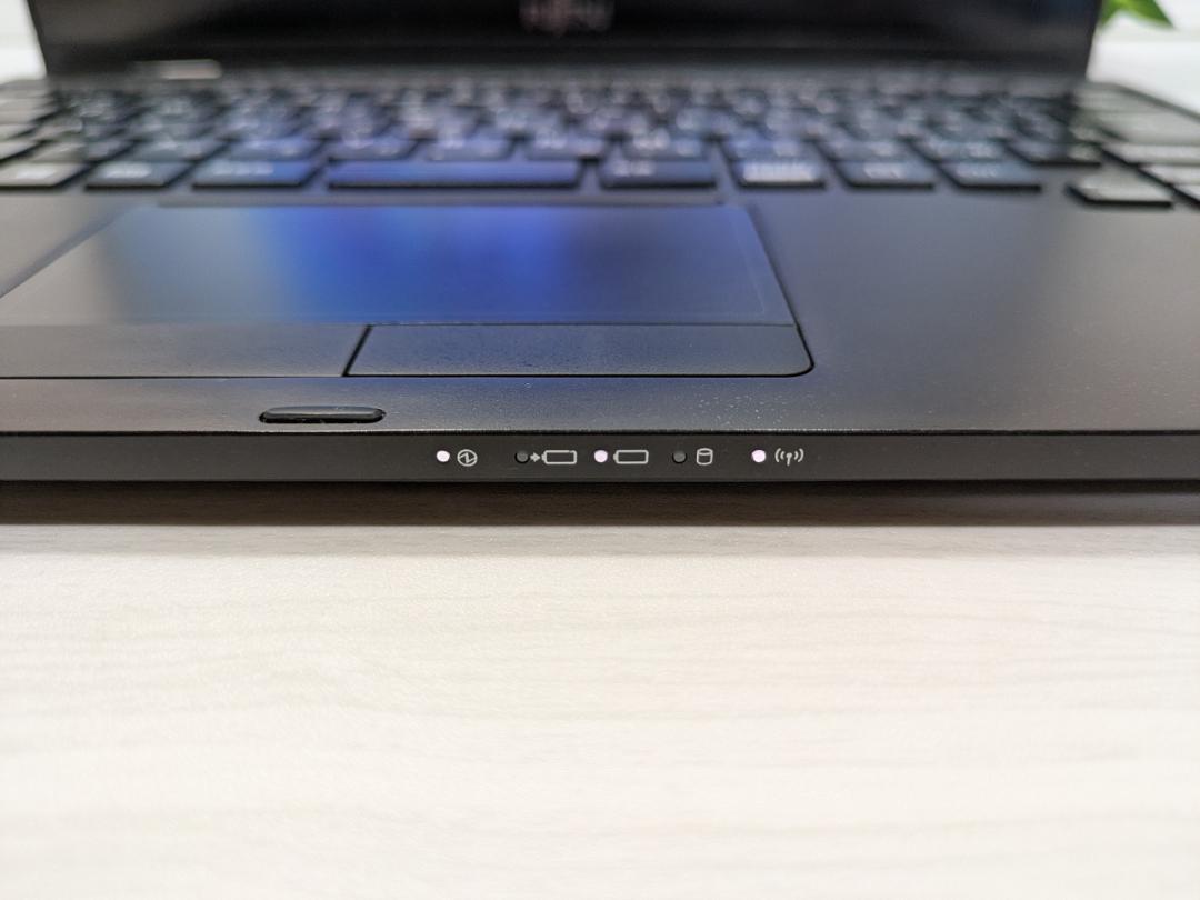Windows11ノートパソコン✨オフィス付き✨富士通　爆速SSD　Wi-Fi
