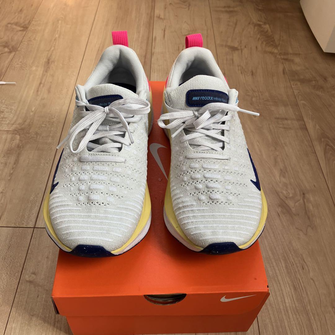 最終お値下げNIKE インフィニティラン4