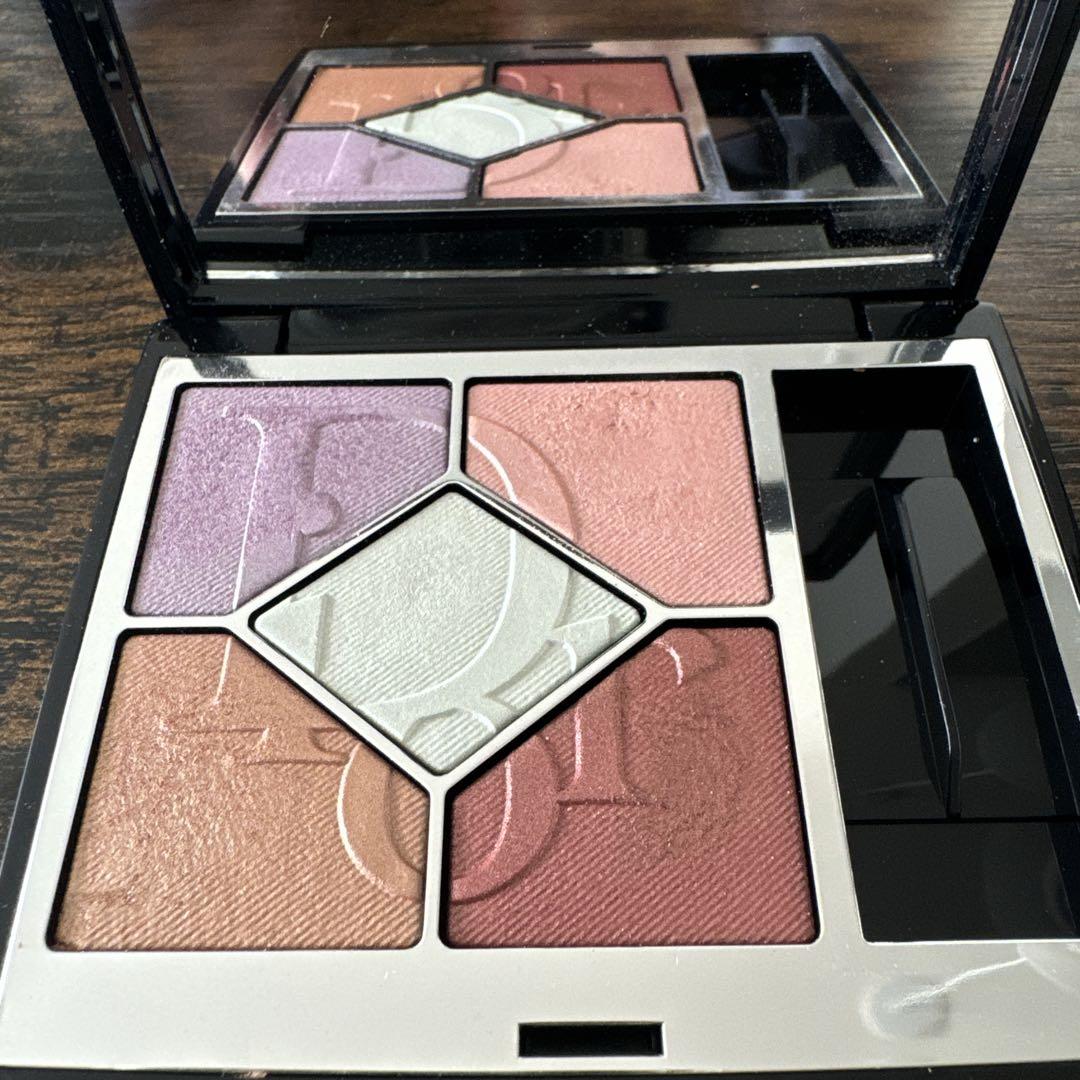 Dior アイシャドウパレット 5色 933パステルグロウ（限定） Dior アイシャドウパレット 5色 933パステルグロウ（限定）