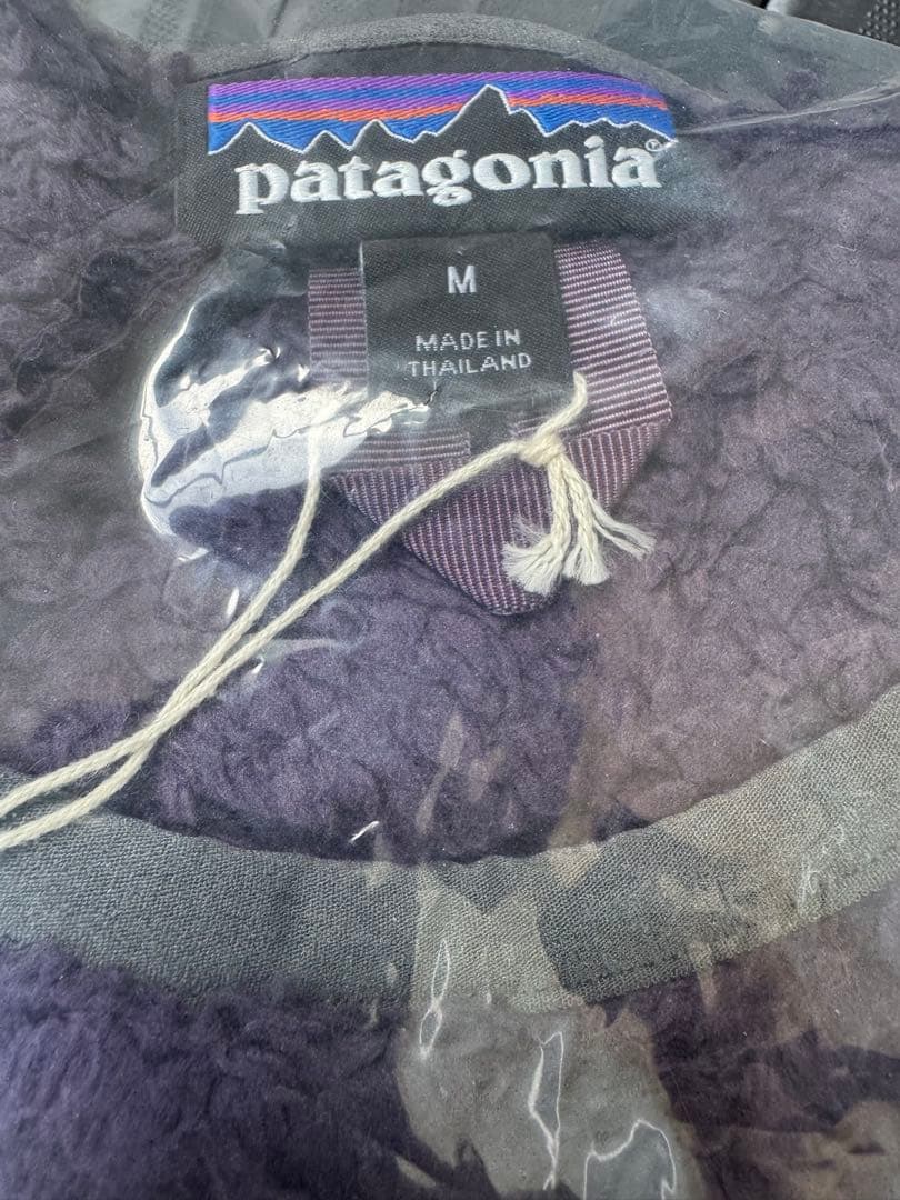 新品Patagonia ロスガトスクルーMピトンパープルパタゴニア フリース 新品Patagonia ロスガトスクルーMピトンパープルパタゴニア フリース