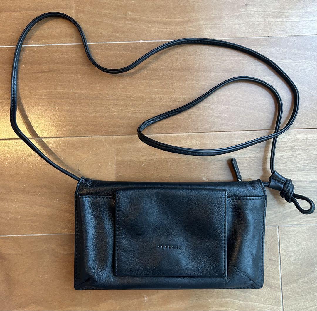 ear PAPILLONNER イアパピヨネ　モバイルウォレットショルダーバッグ