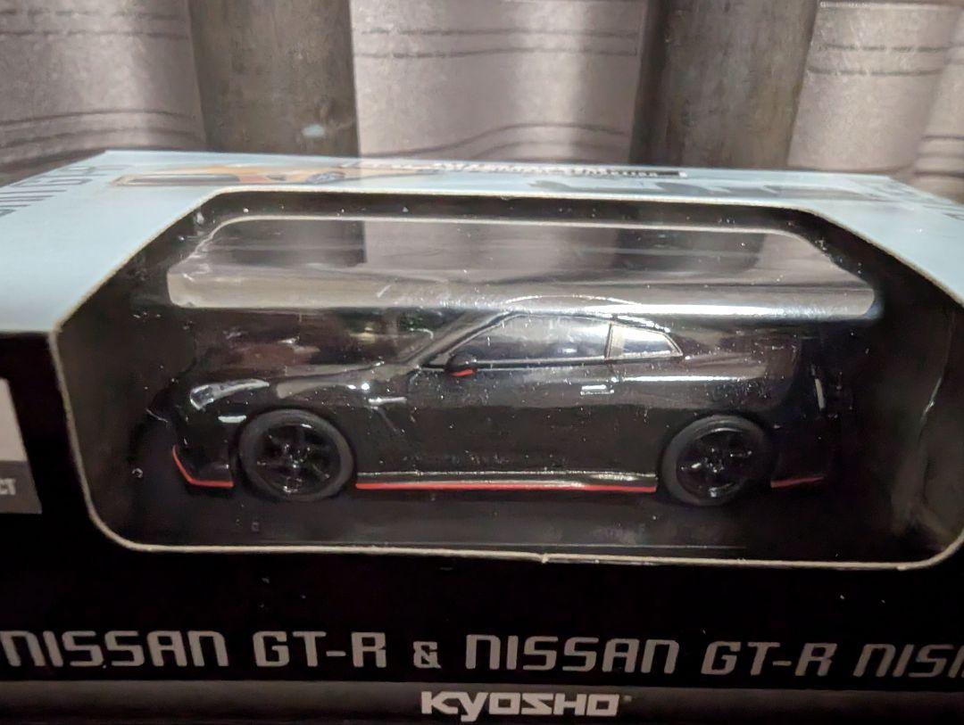 京商製1/64 日産車 17台