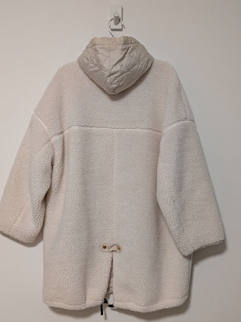 trois ボアコート 2way キルティングフード オフホワイト trois ボアコート 2way キルティングフード オフホワイト