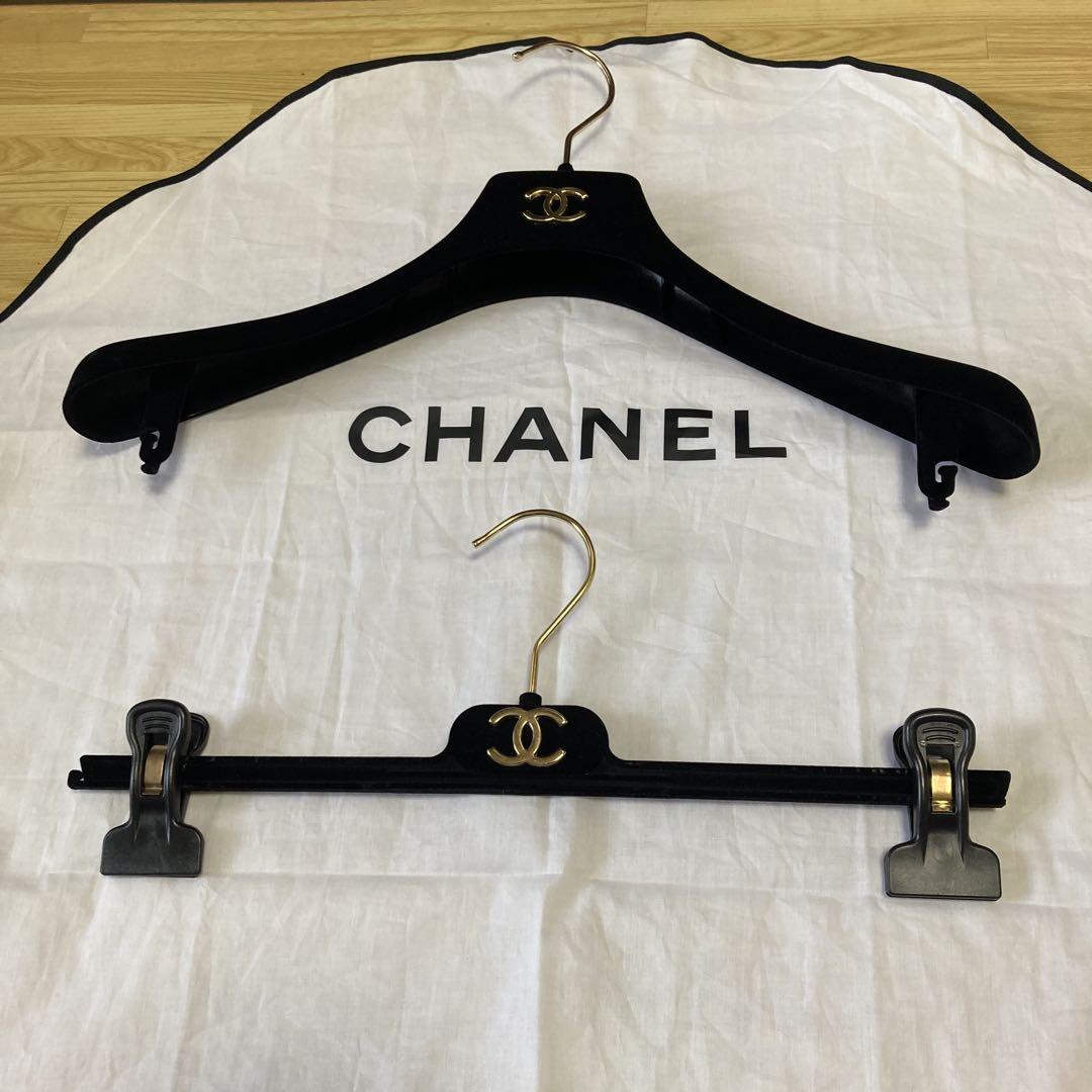 CHANELのハンガーセットとガーメント - メルカリ