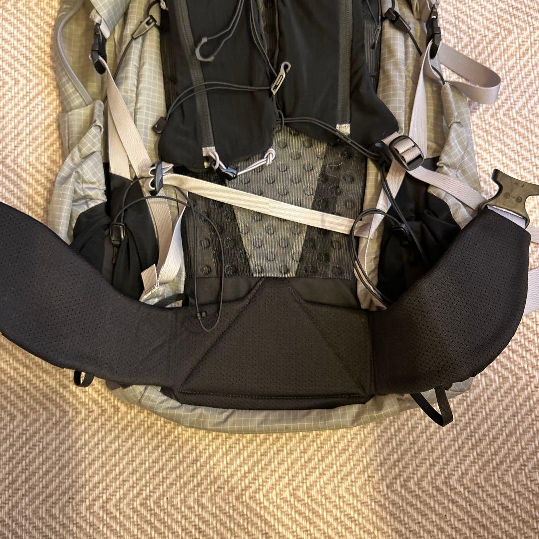 ARC’TERYX Aerious45 アークテリクス エアリオス45 グレー
