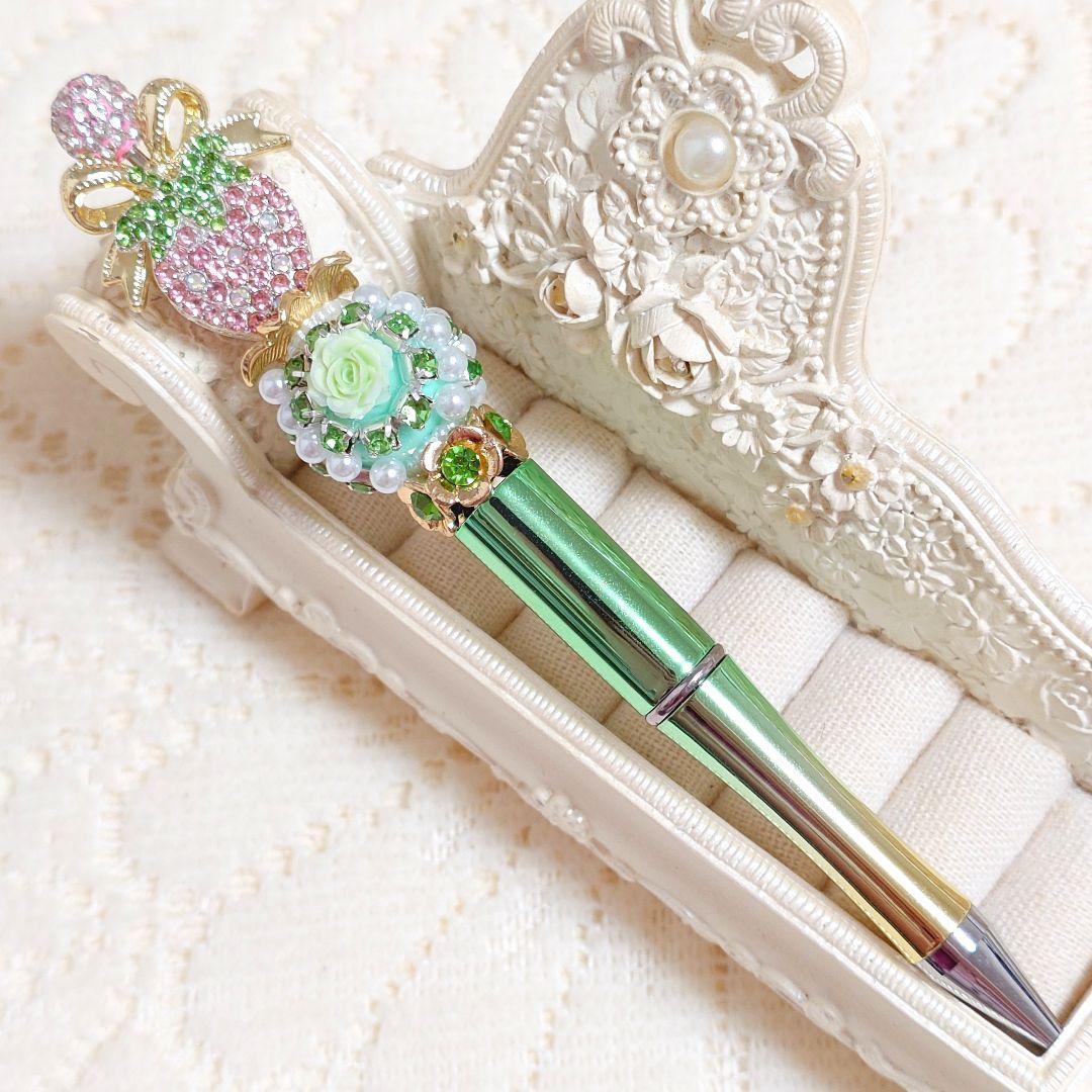 N1145 / カスタムボールペン お高級薔薇ビーズ リボン お花ビーズ N1145 / カスタムボールペン お高級薔薇ビーズ リボン お花ビーズ
