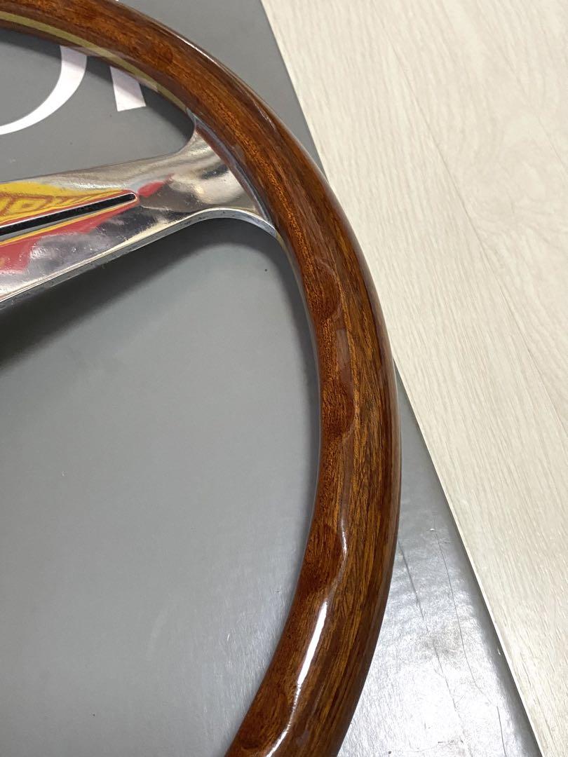 美品　大経【NARDI Classic】38Φ ウッドステアリング　ナルディ