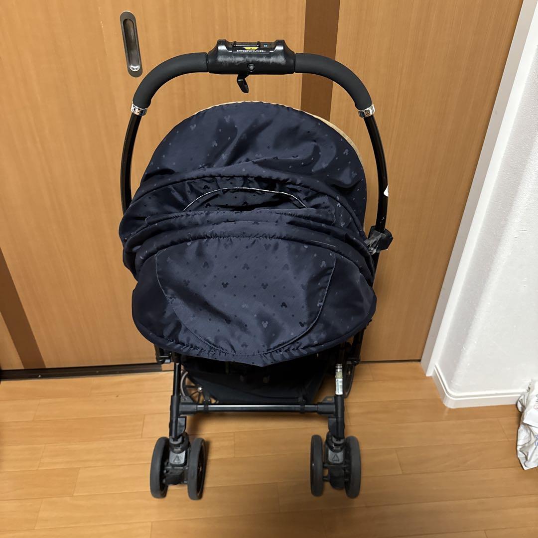 Combi メチャカル ハンディオート4キャス エッグショック ミッキーマウス