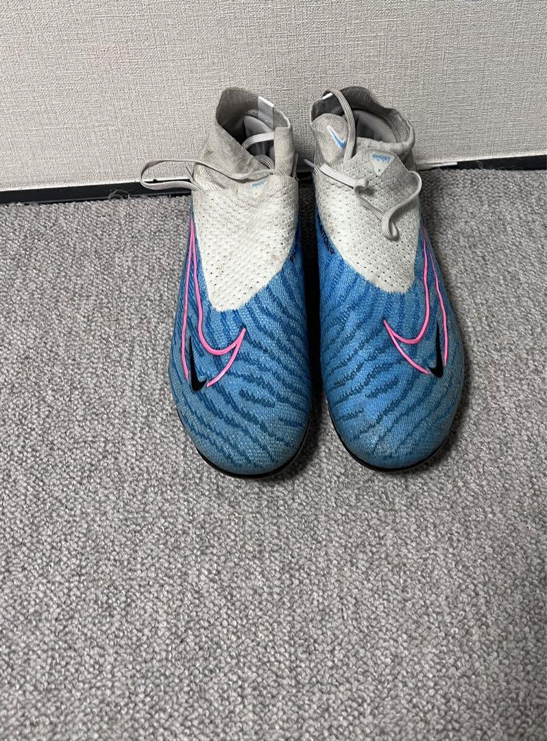 NIKEファントムGX