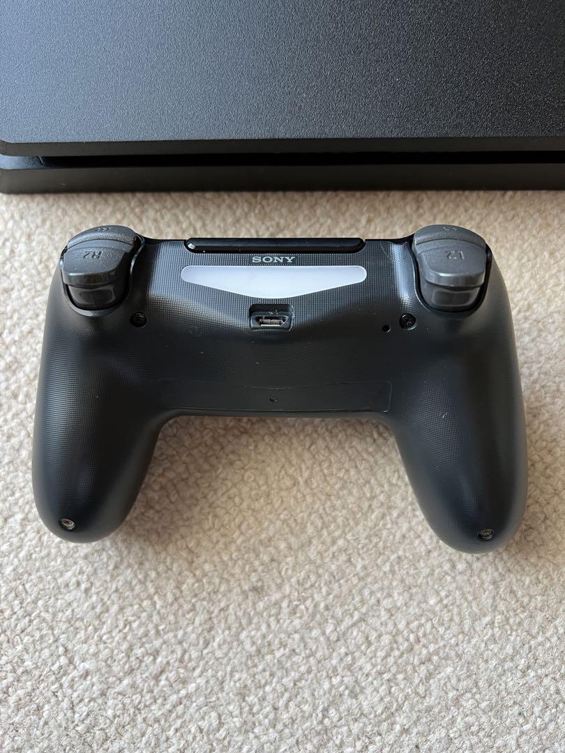 PlayStation4 PS4 本体 CUH-2100AB01①