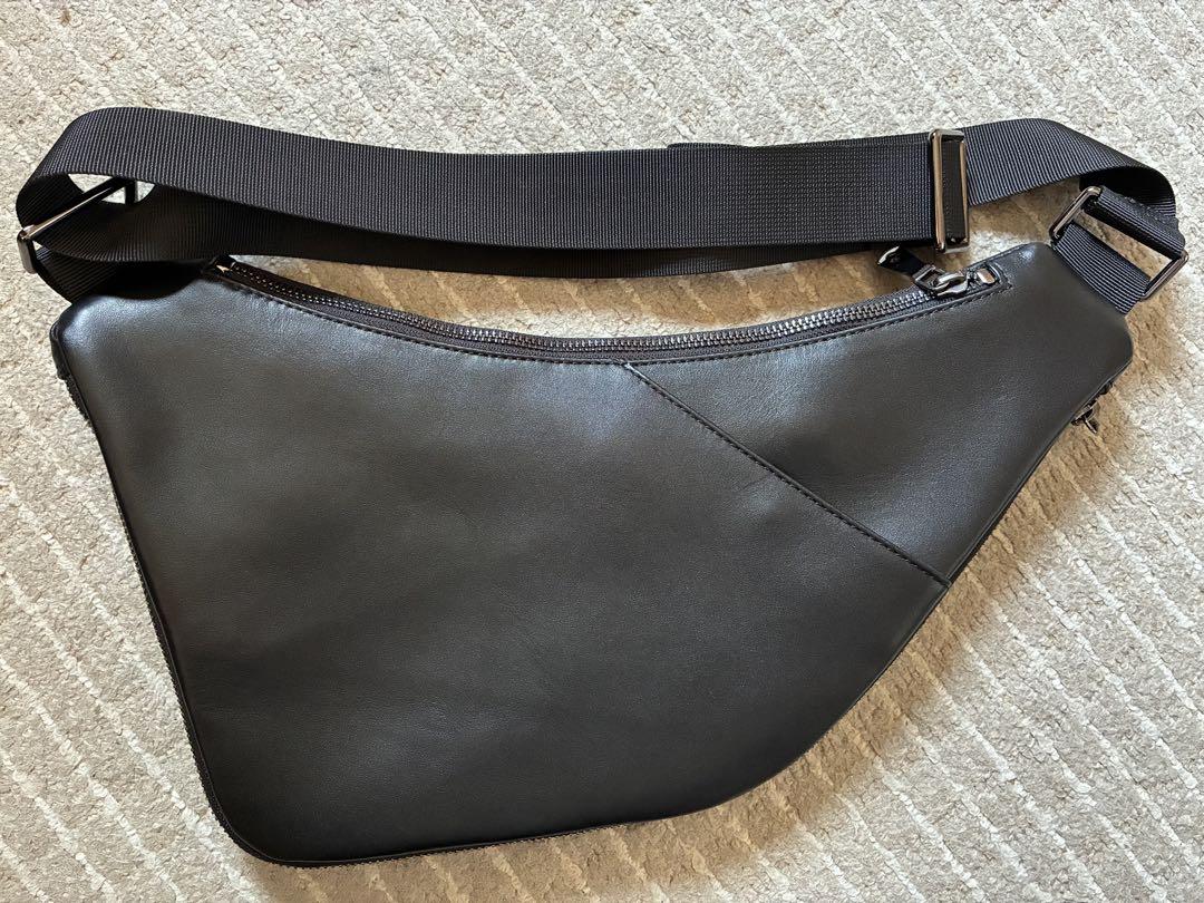 TIDING 三日月型 ボディバッグ 新品 本革バッグ