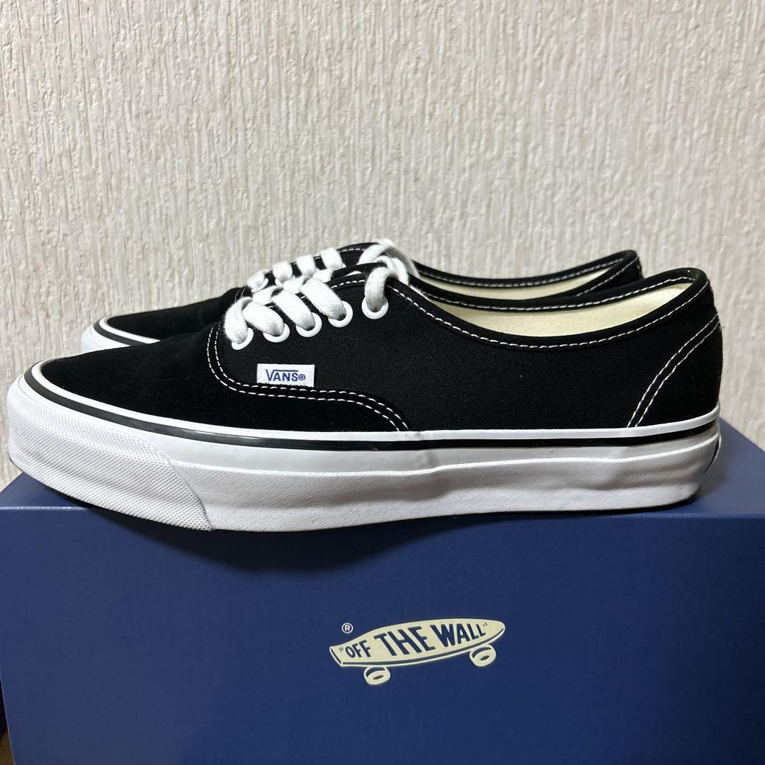 日本限定/VANS/PREMIUM/オーセンティック44/27.5cm 10,440円
