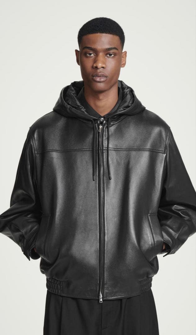 【限定SALE中!】COS レザーパーカー【短丈/羊革】 【限定SALE中!】COS レザーパーカー【短丈/羊革】