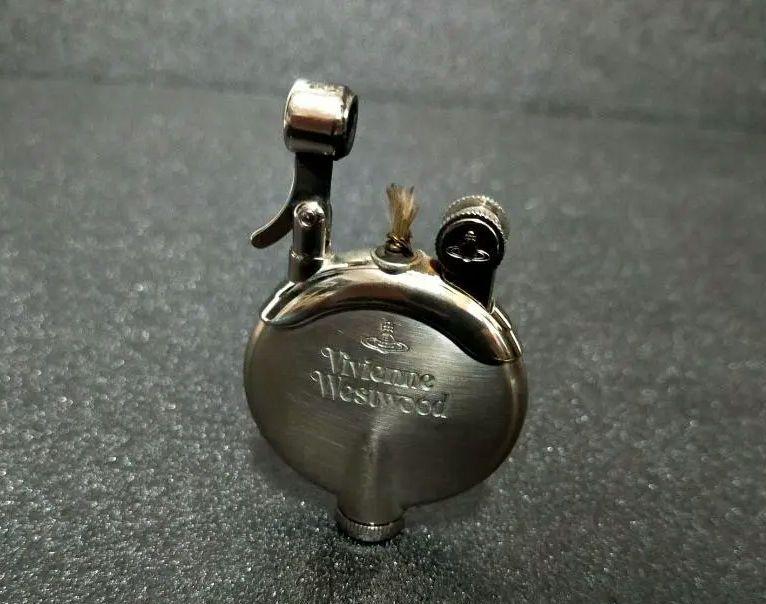 《美品》Vivienne Westwood/ オイルライター(着火確認済）