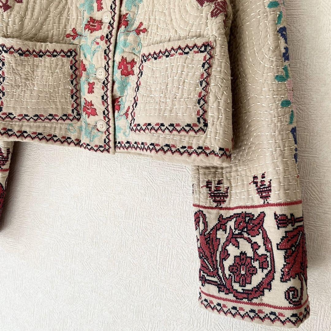 フラワー刺繍ジャケット