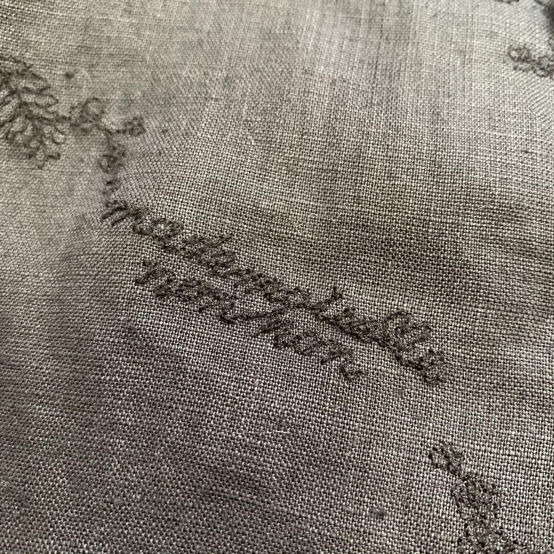 新品タグ付　マドモアゼルノンノン　長袖開襟シャツ　ブラウス　黒　麻　Ｌ　刺繍柄