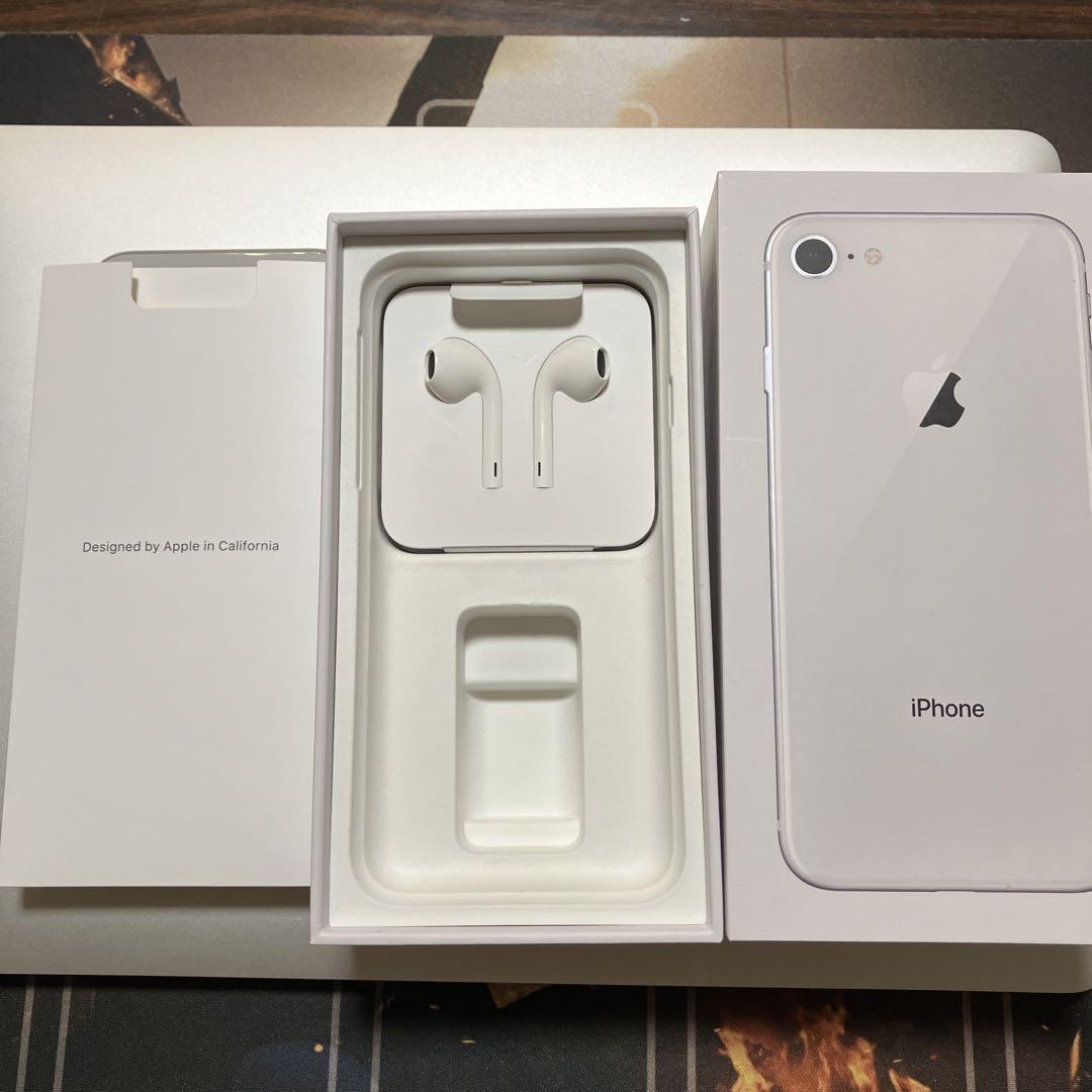 良品 iPhone8 256GB 箱付き iPhone8 256GB シルバー 箱付き