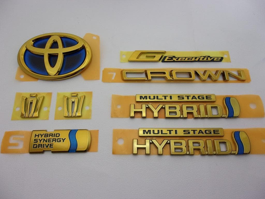 【HYBRID】220系クラウン G エグゼクティブ ゴールド エンブレム 8点