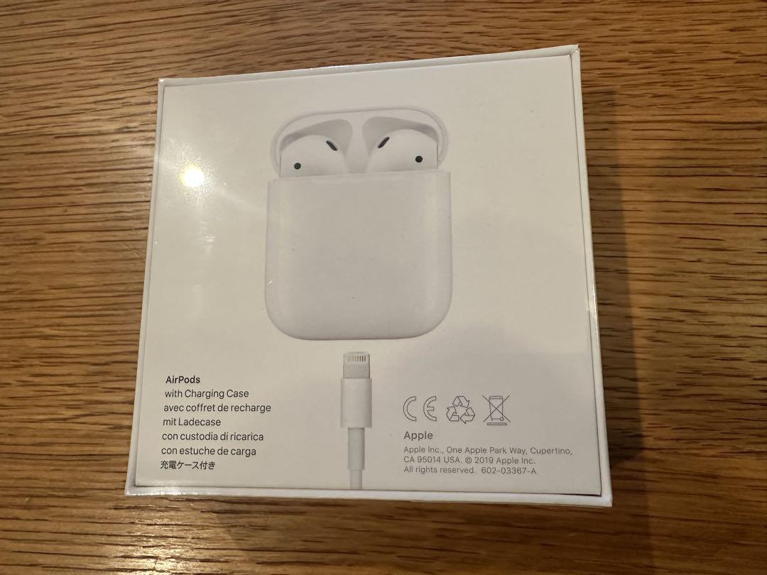 AirPods with Charging Case 第2世代 MV7N2J/A