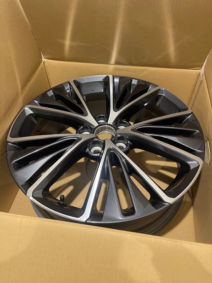 高品質の人気 鈴木鈴木様専用、新型プリウス純正Zグレード19インチ