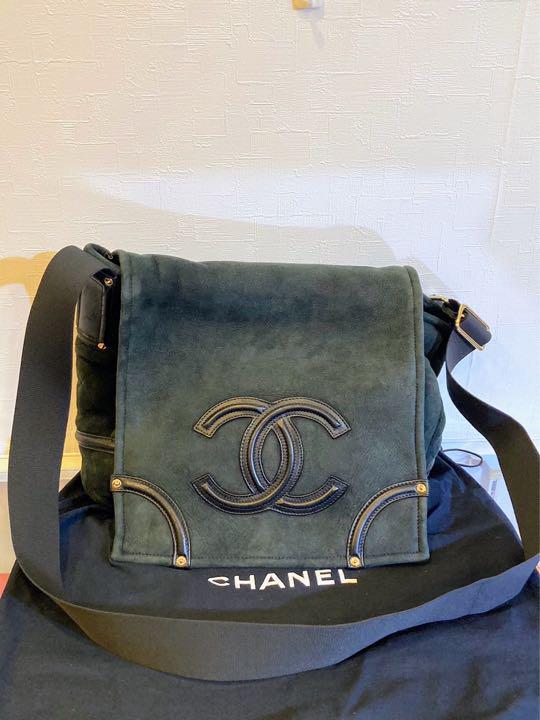 【美品 シャネル】ココマーク メッセンジャー・ムートンバッグ