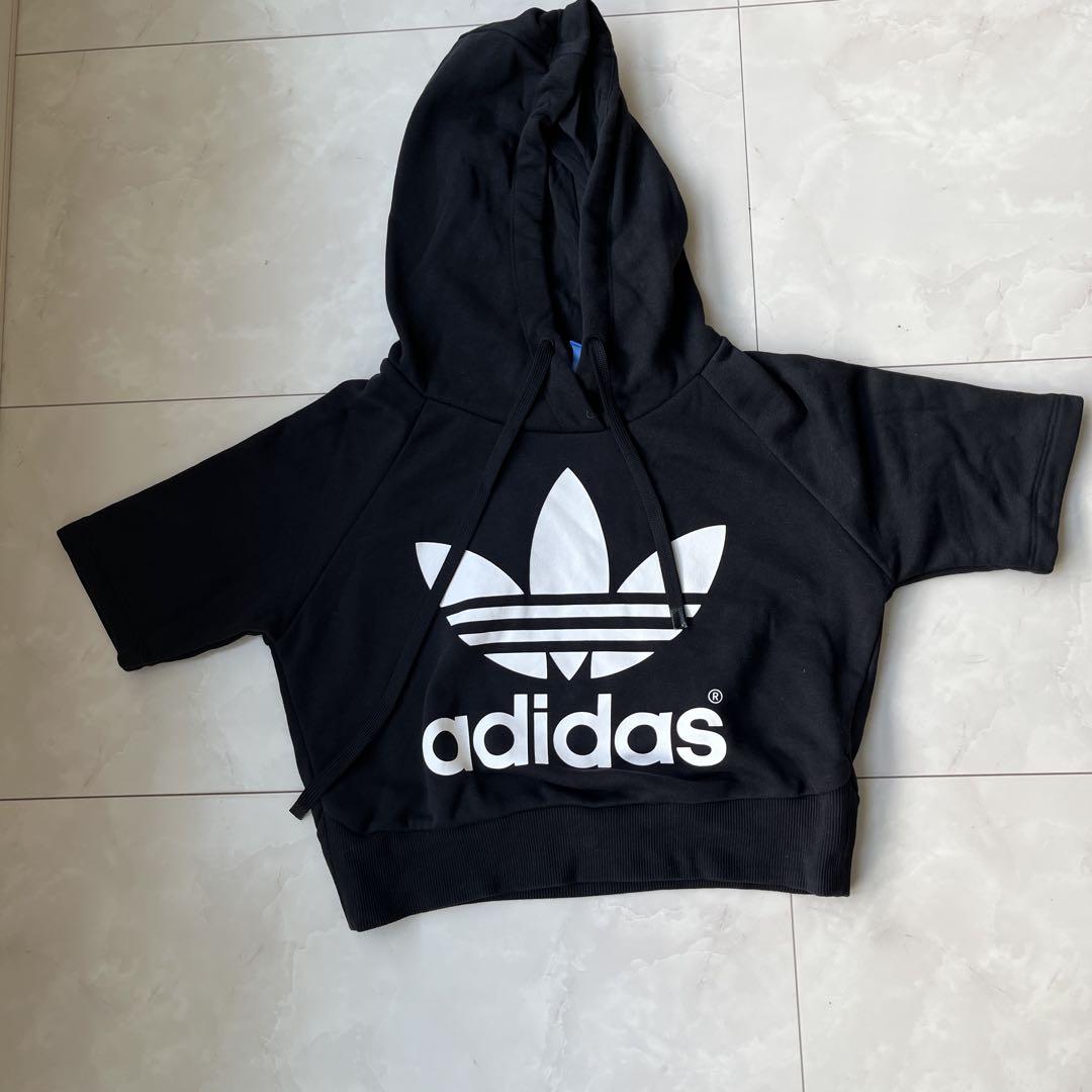 adidas✴︎ジップパーカー ✴︎ショート丈 59f1663d309a027ca71ed534a38c5f
