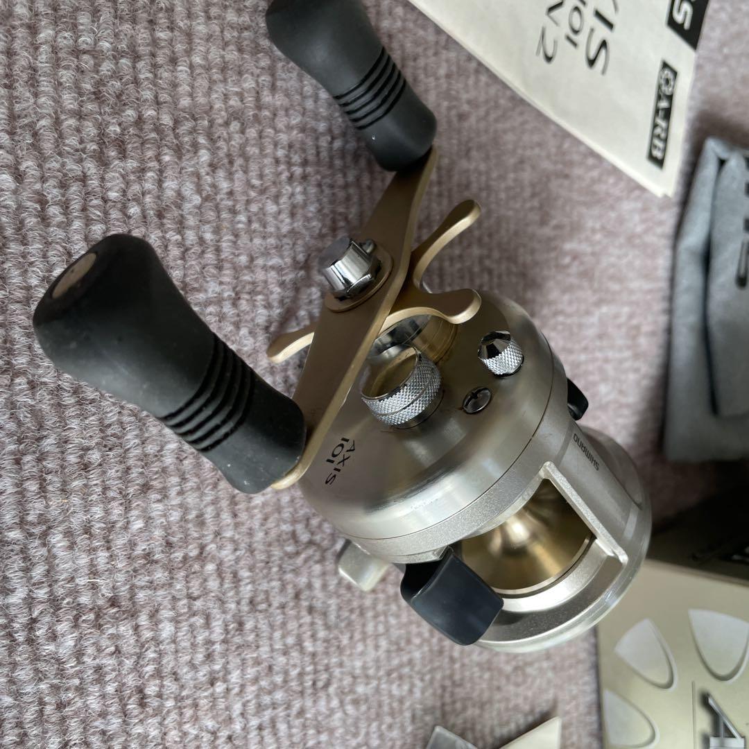 ア*☆様 SHIMANO 02AXIS 101 VERSION 2 リール