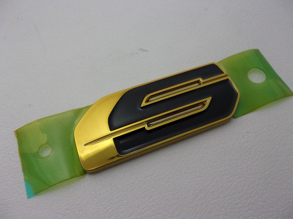 S ゴールドエンブレム