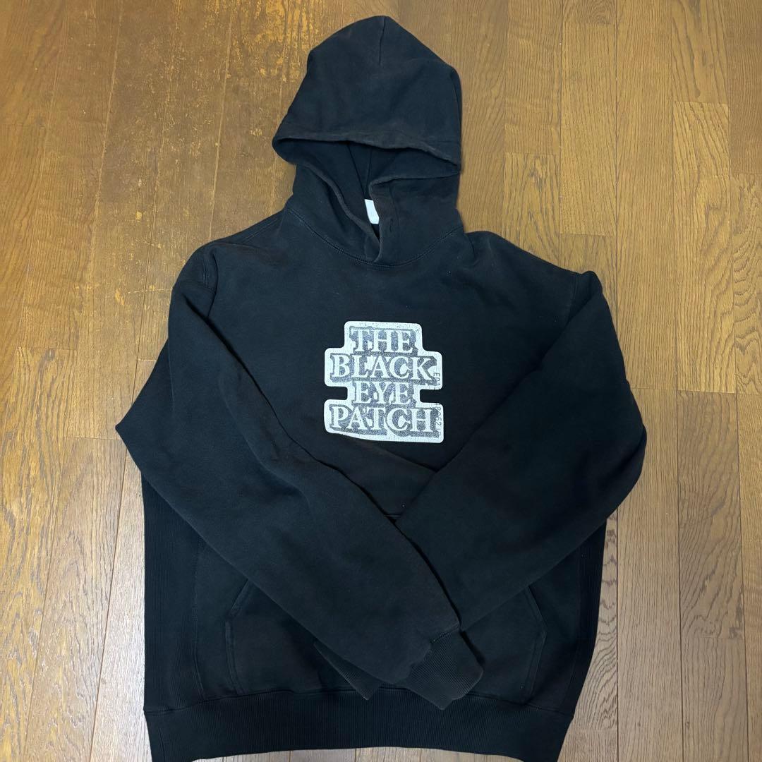Black Eye Patchパーカー M