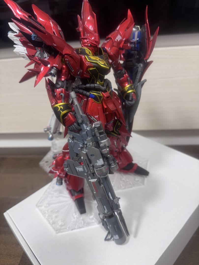 MG ユニコーンガンダムシナンジュ　塗装完成品　ガンプラ プレミアム完成品】バンダイ MG 1/100 シナンジュ (バズーカ付き