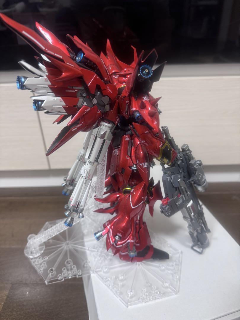 MG ユニコーンガンダムシナンジュ　塗装完成品　ガンプラ プレミアム完成品】バンダイ MG 1/100 シナンジュ (バズーカ付き