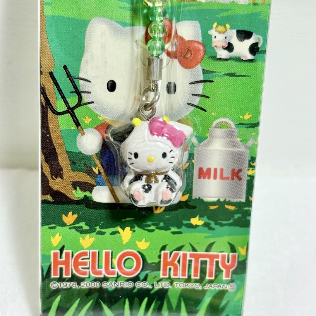 ご当地キティ 牧場 牛 ストラップ キティちゃん - メルカリ