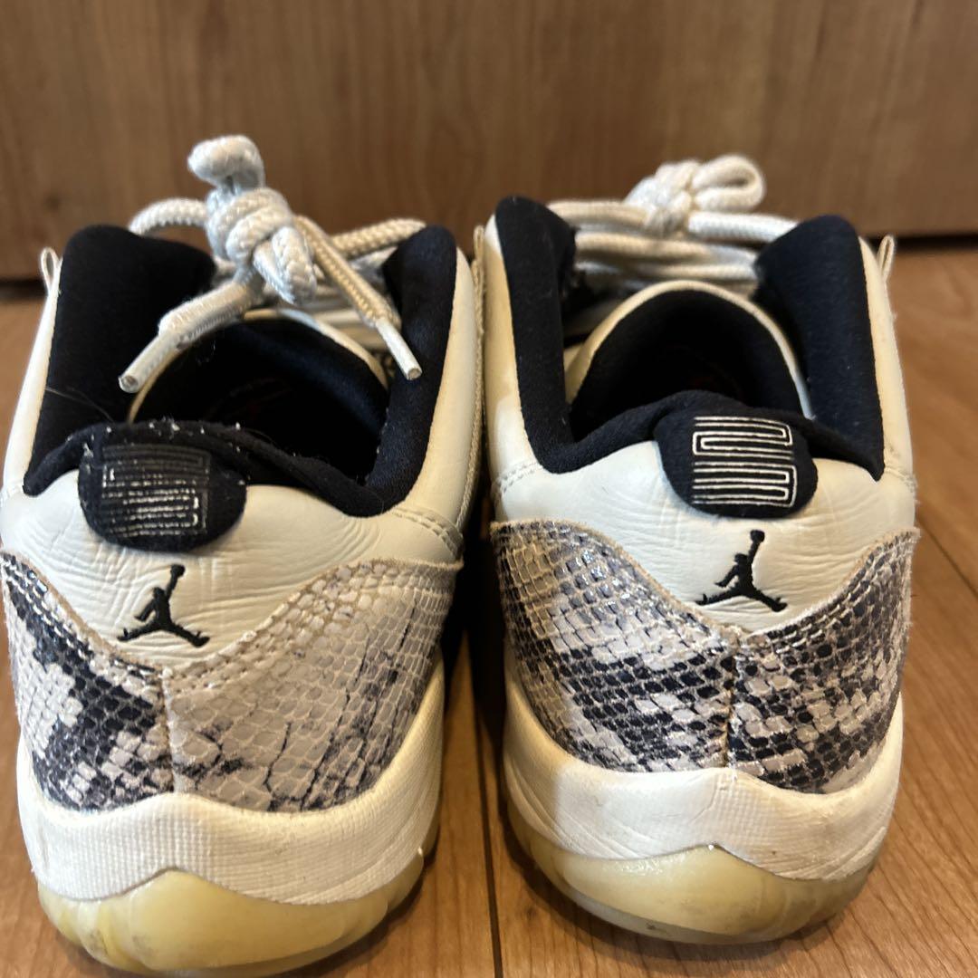 NIKE ナイキ AIR JORDAN 11 RETRO LOW LE SNAKESKIN エア