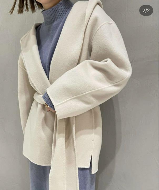 emmi（エミ）の「【emmi atelier】ショートリバーコート（その他