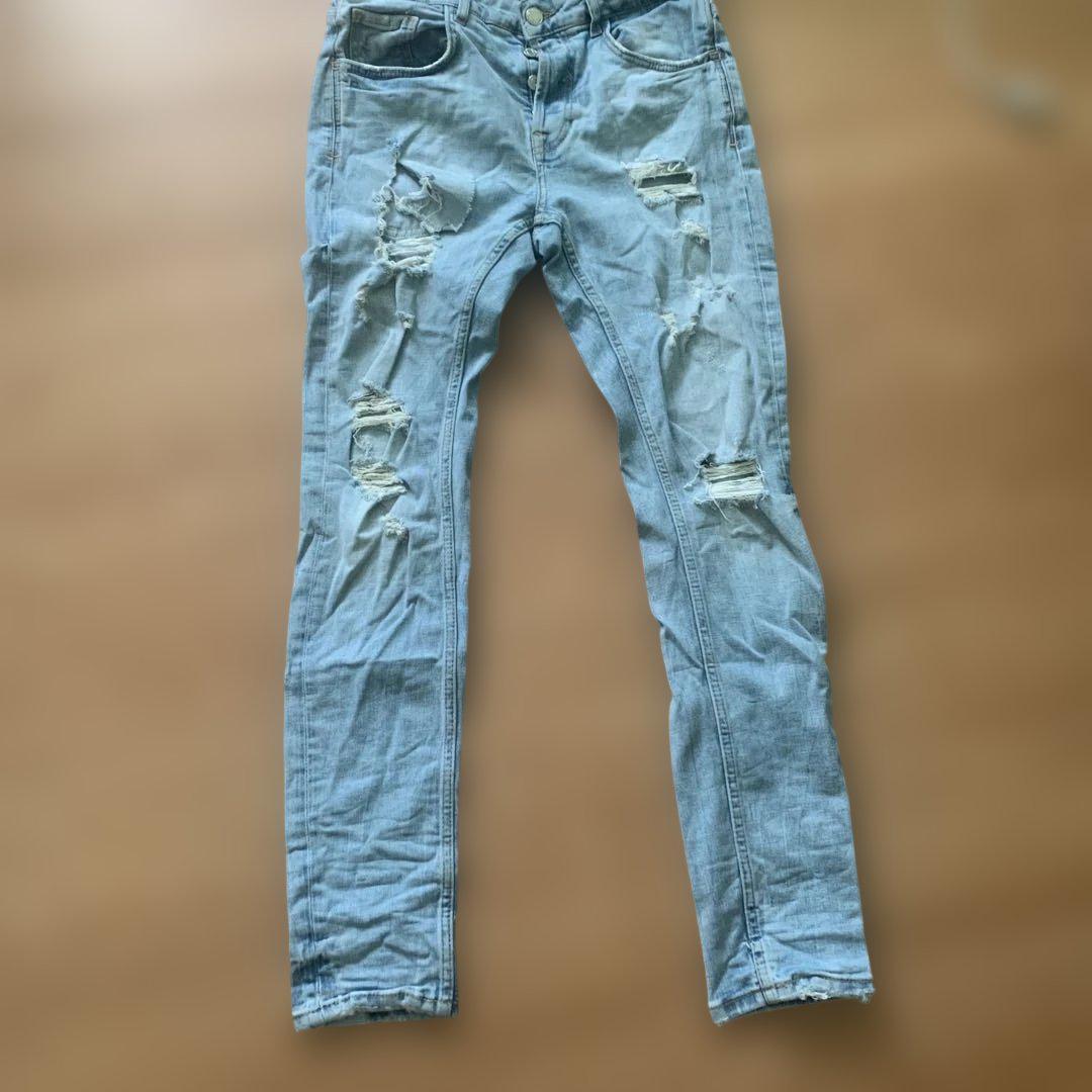 ダメージ加工ライトブルーデニムパンツ k3ケースリーダメージ加工 ライトブルー デニムパンツ