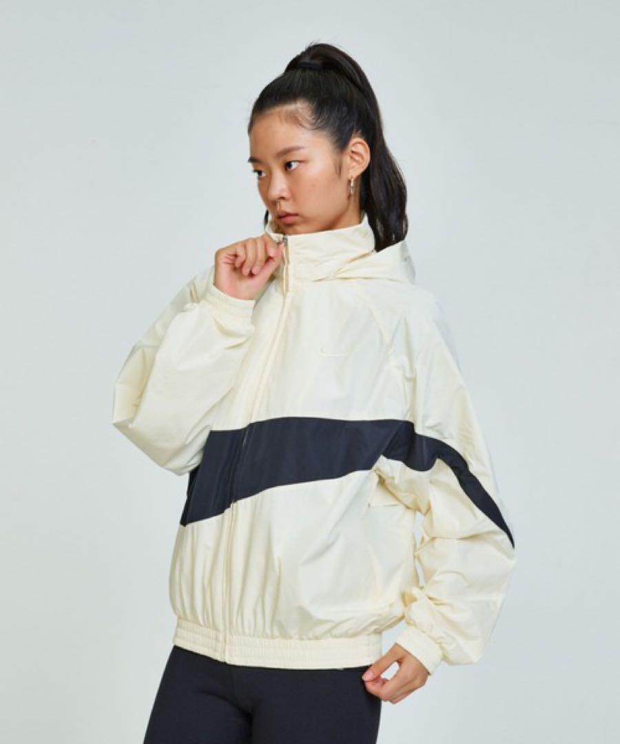 定価16500円★NIKE★ナイロンジャケット★ホワイト★Mサイズ