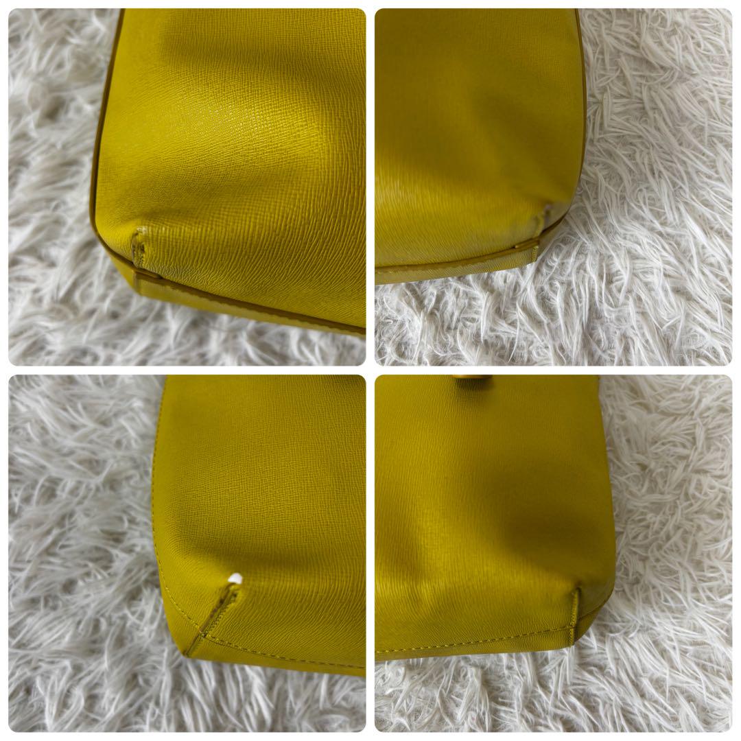 TOMMY HILFIGER✨レアカラー　2way チェーンショルダー　自立