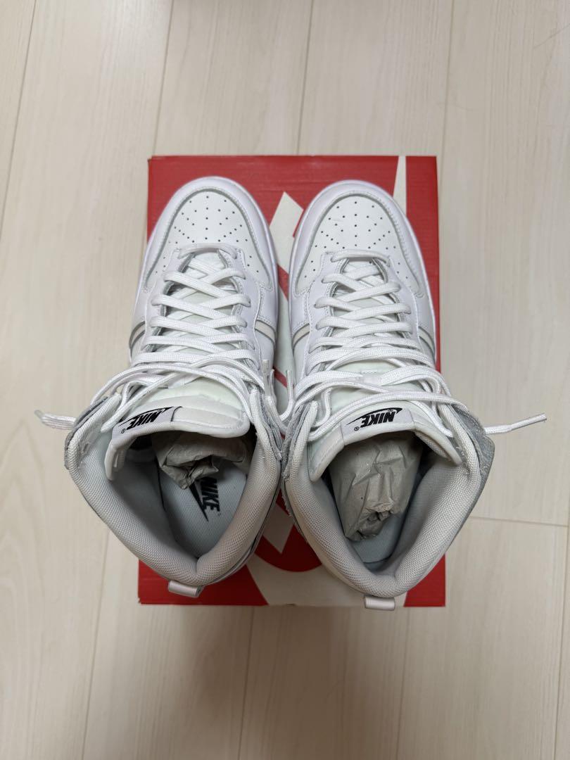 NIKE Women's DUNKHIGH REBEL SUMMIT WHITE
