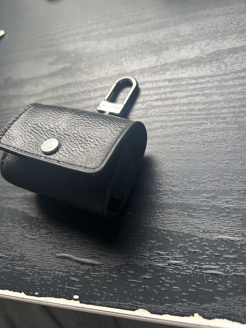 ルイヴィトン　AirPods Proケース　モノグラム エクリプス レザー 黒