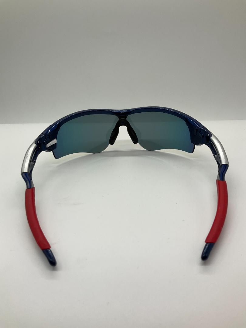 OAKLEYスポーツサングラス