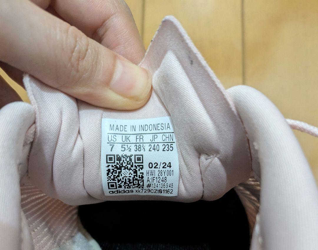 adidas Adizero ピンク ランニングシューズ （デュラモスピード）