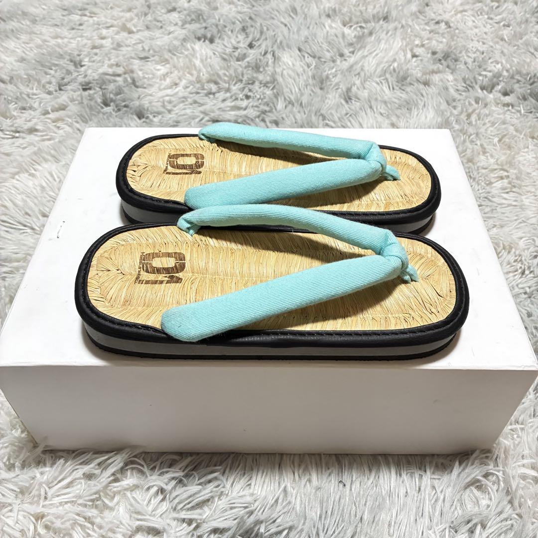 MAX80%OFF／セール開催中 未使用美品】初音ミク× 老舗「軽部草履」390足限定〈定価14,850 靴