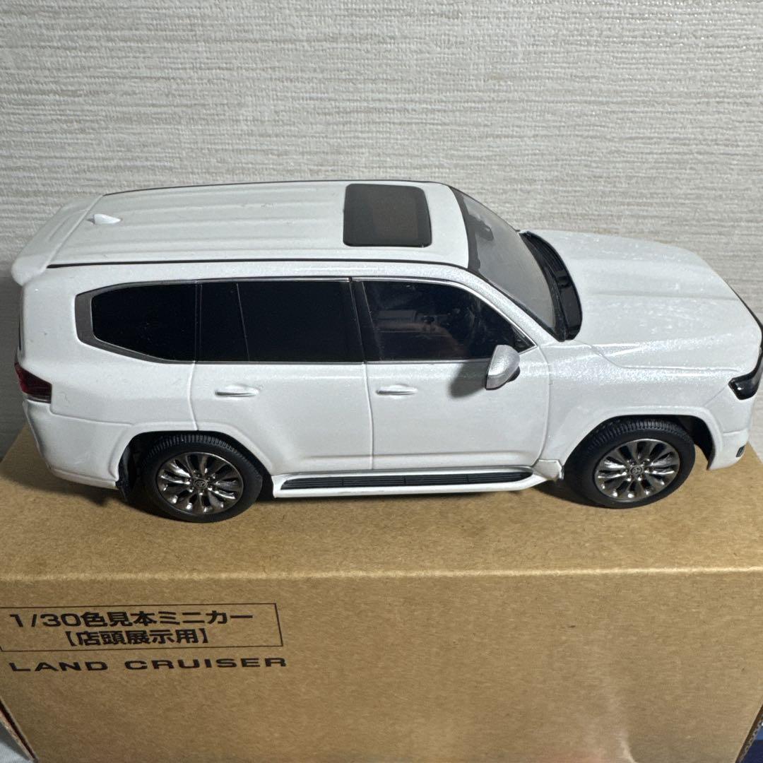 ランクル300 カラーサンプルミニカー　非売品