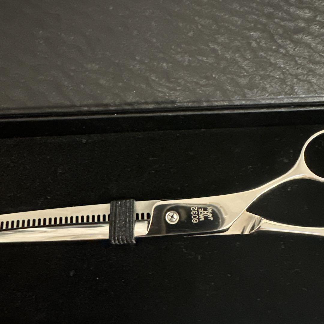 美品【ヒカリシザーズHIKARI光シザーHIKARI SCISSORS セニング by メルカリ